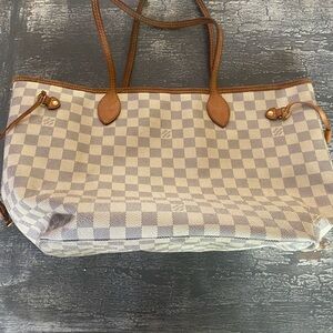 Louis Vuitton Damier Azur MM Neverfull